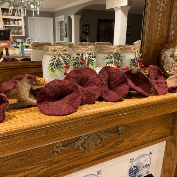 65” wool scarf/ accessory. Burgundy & taupe. Beautiful hand made piece. Perfect - Picture 2 of 8